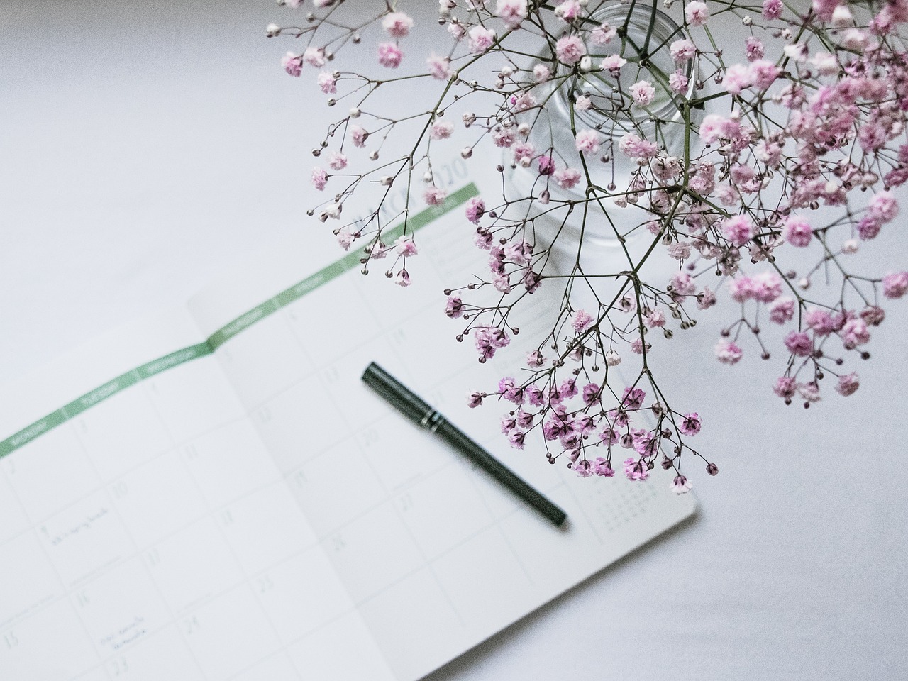 Calendário editorial com planejador — organização de publicações para SEO