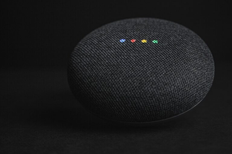 Google Assistant smart speaker — voice search e busca por voz em dispositivos inteligentes