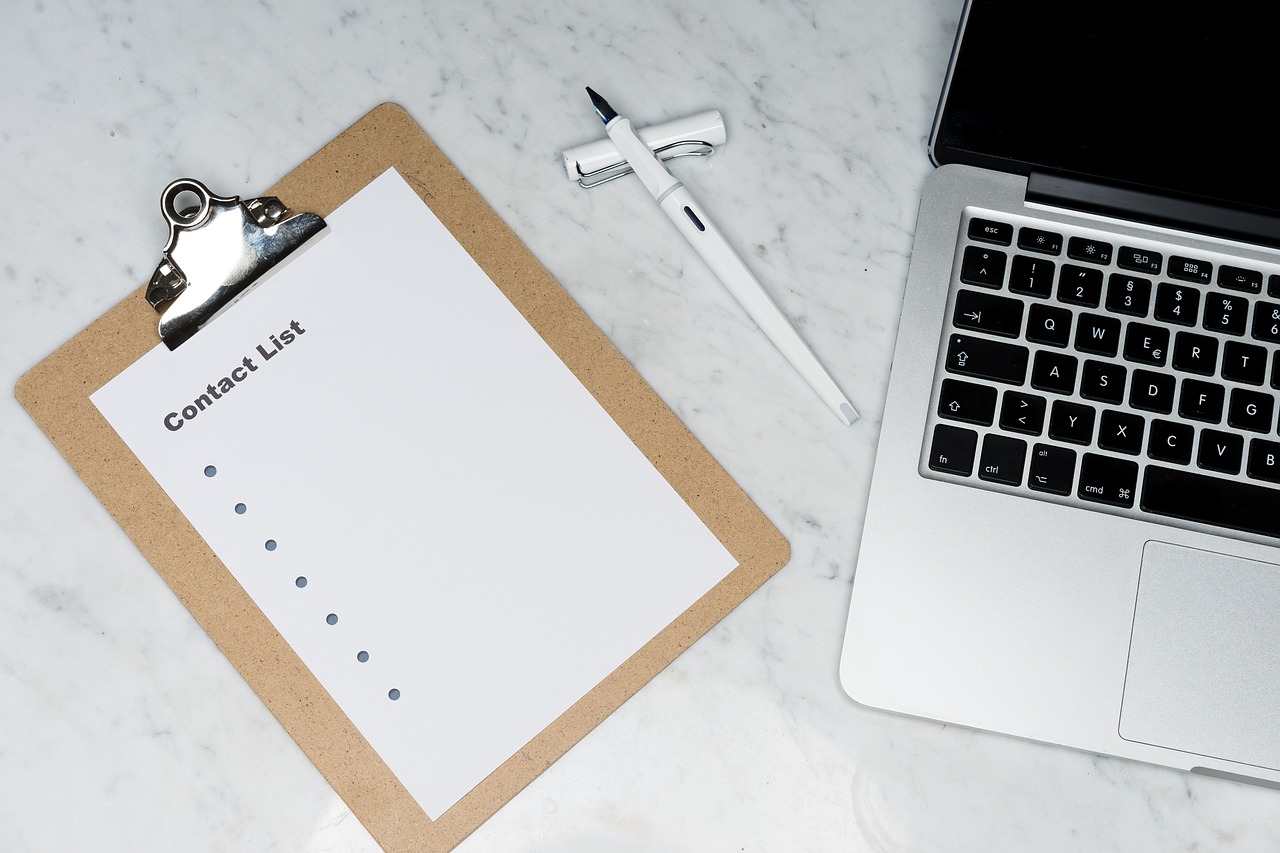 Por que Email Marketing tem o maior ROI — vantagens e diferenciais Lista de contatos e newsletter — por que email marketing tem o maior ROI